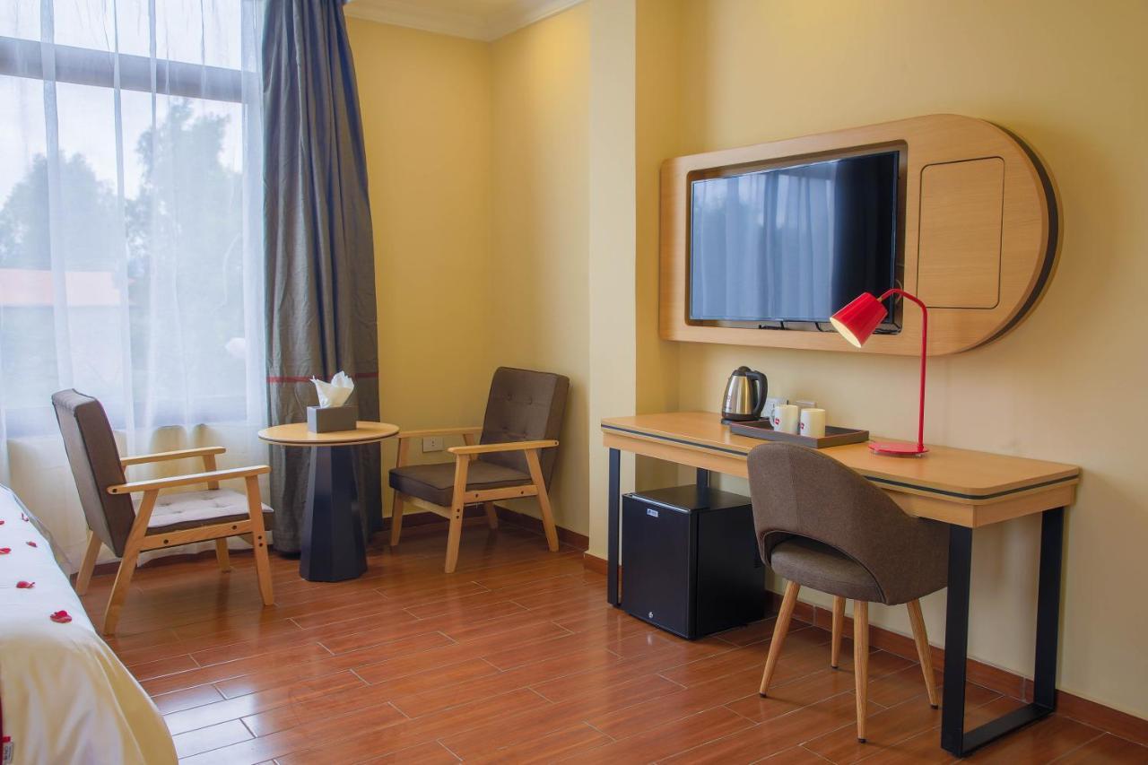 Ivy Hotel, Bishoftu Kültér fotó